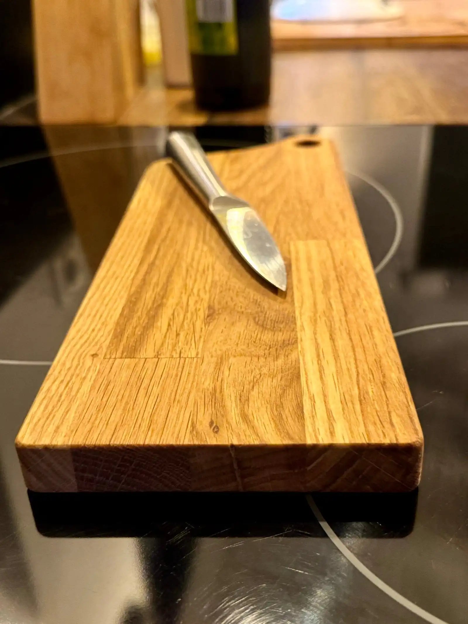 Planche à découper en chêne massif abouté pour apéritifs
