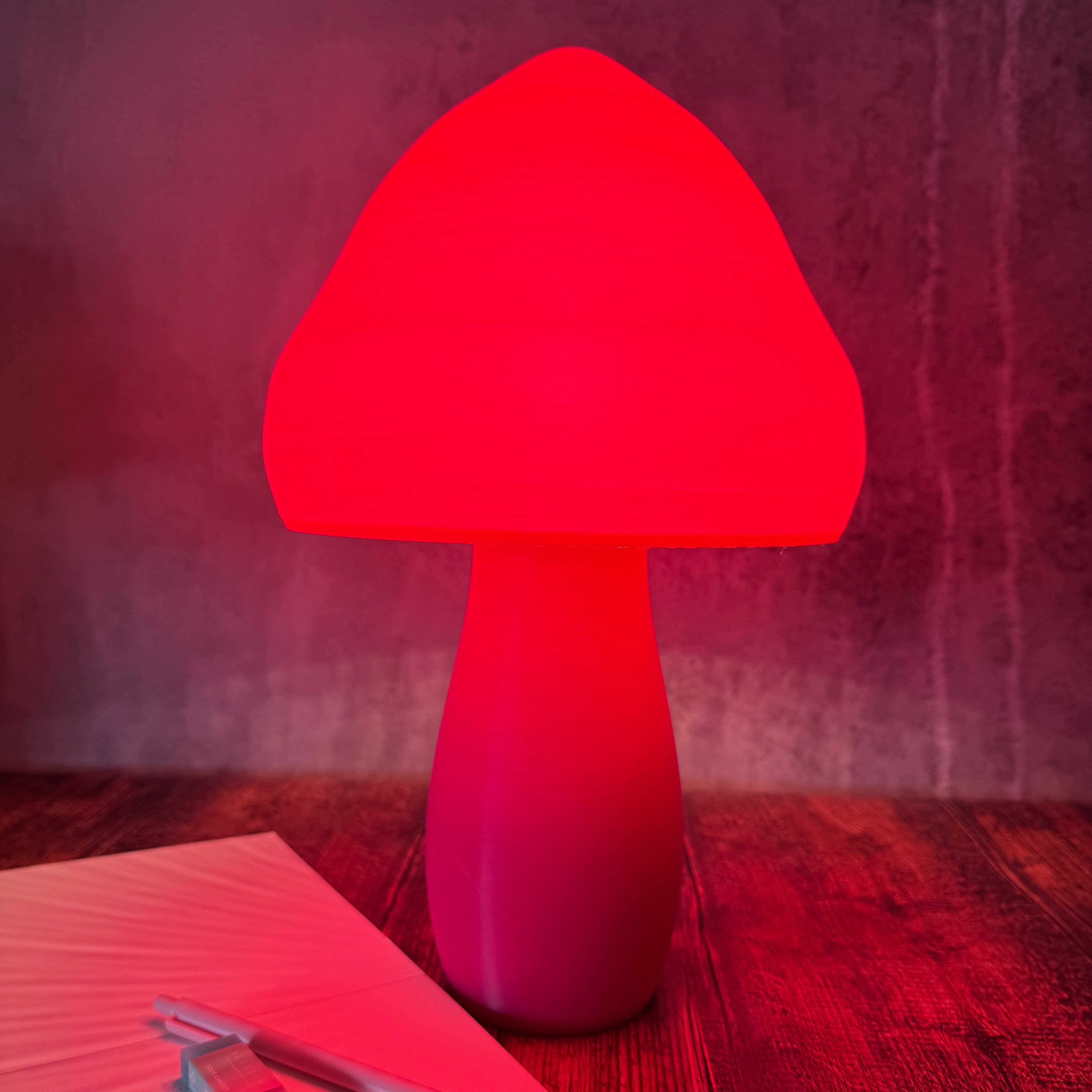 MYCÈNE - The mushroom lamp that has everything a great one needs