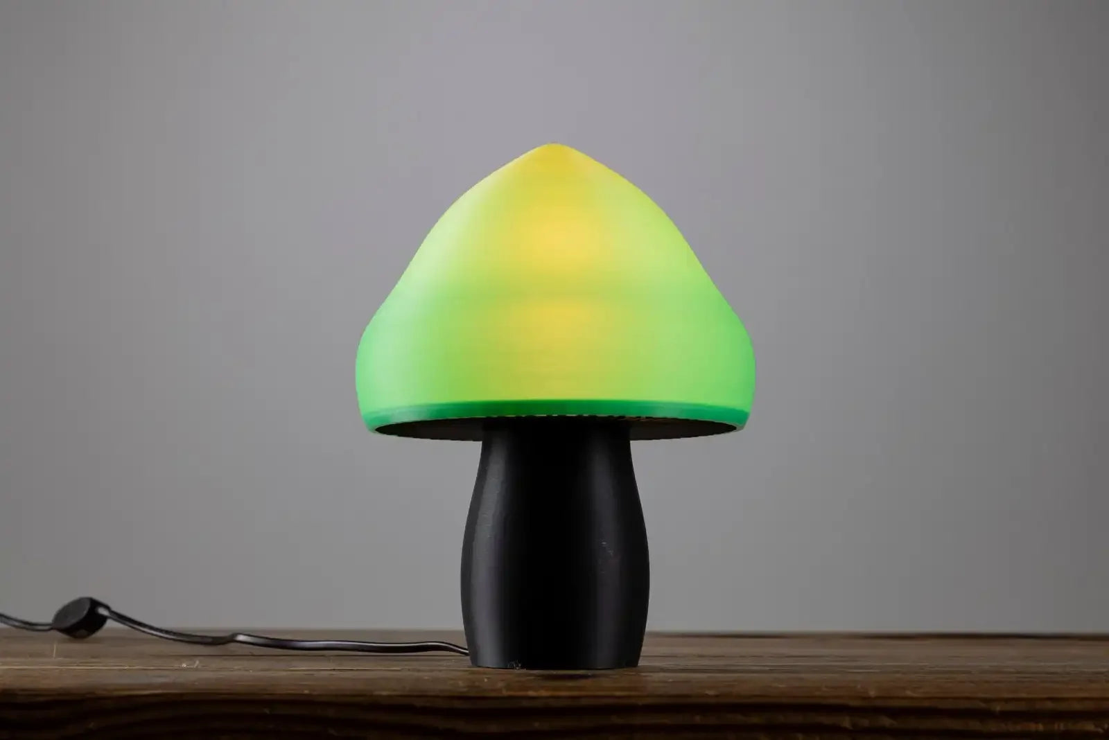 lampe champignon verte de fabrication artisanale en France