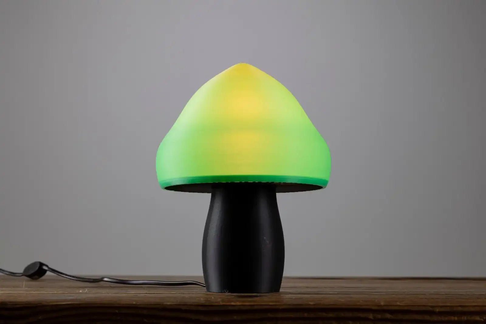 lampe champignon verte de fabrication artisanale en France