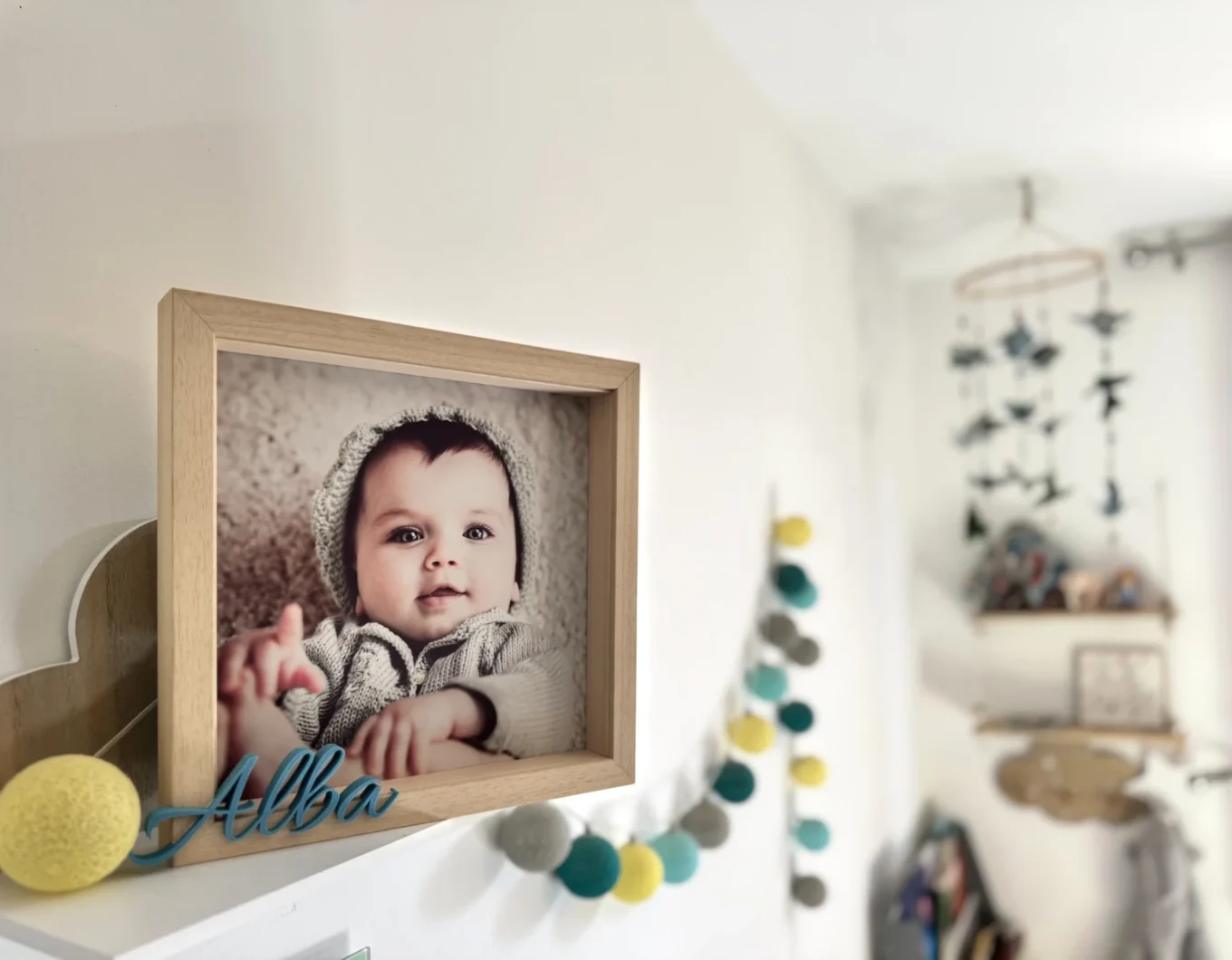 Photo frame with 3D printed text on it