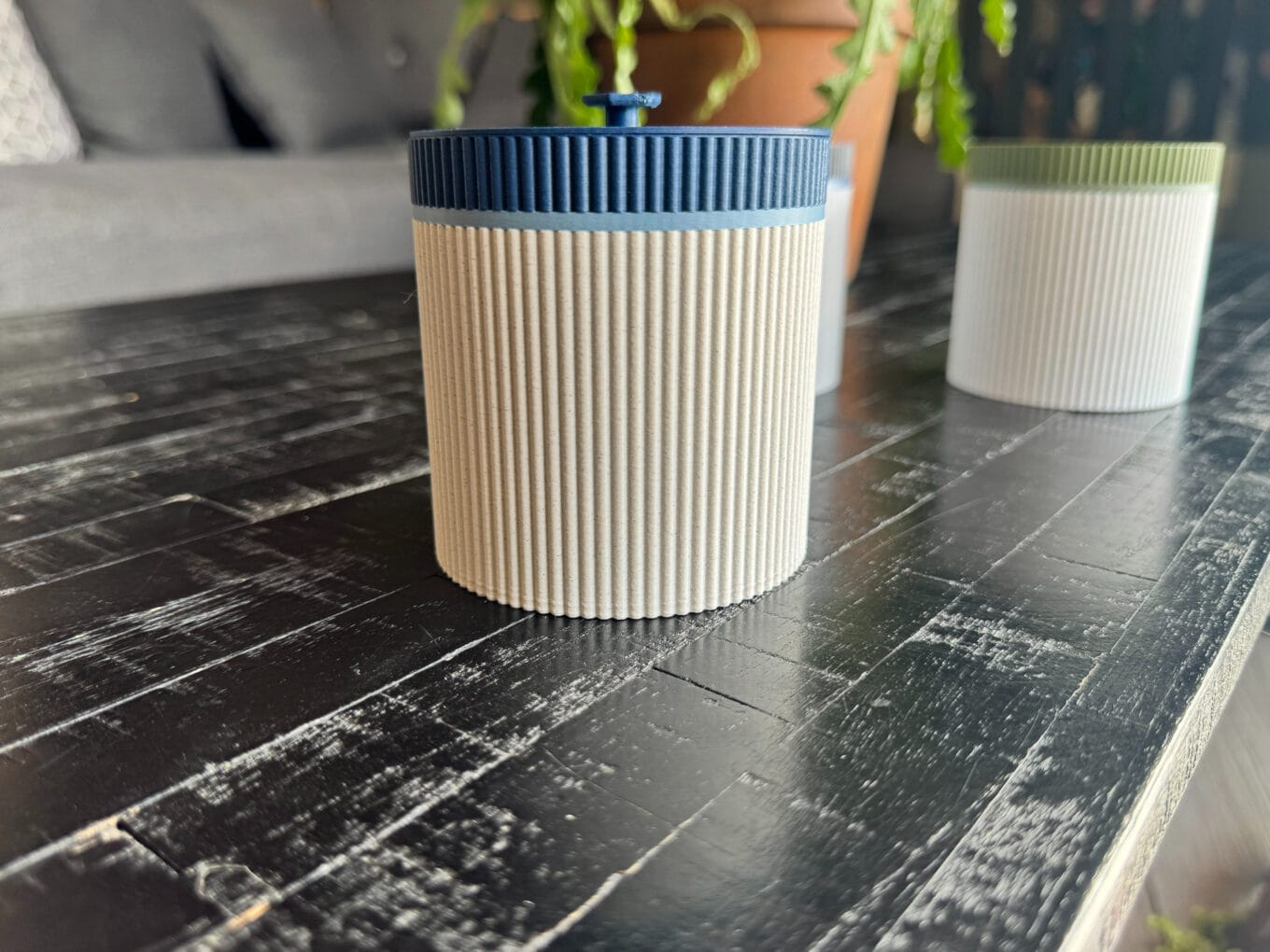 Intense blue pencil pots